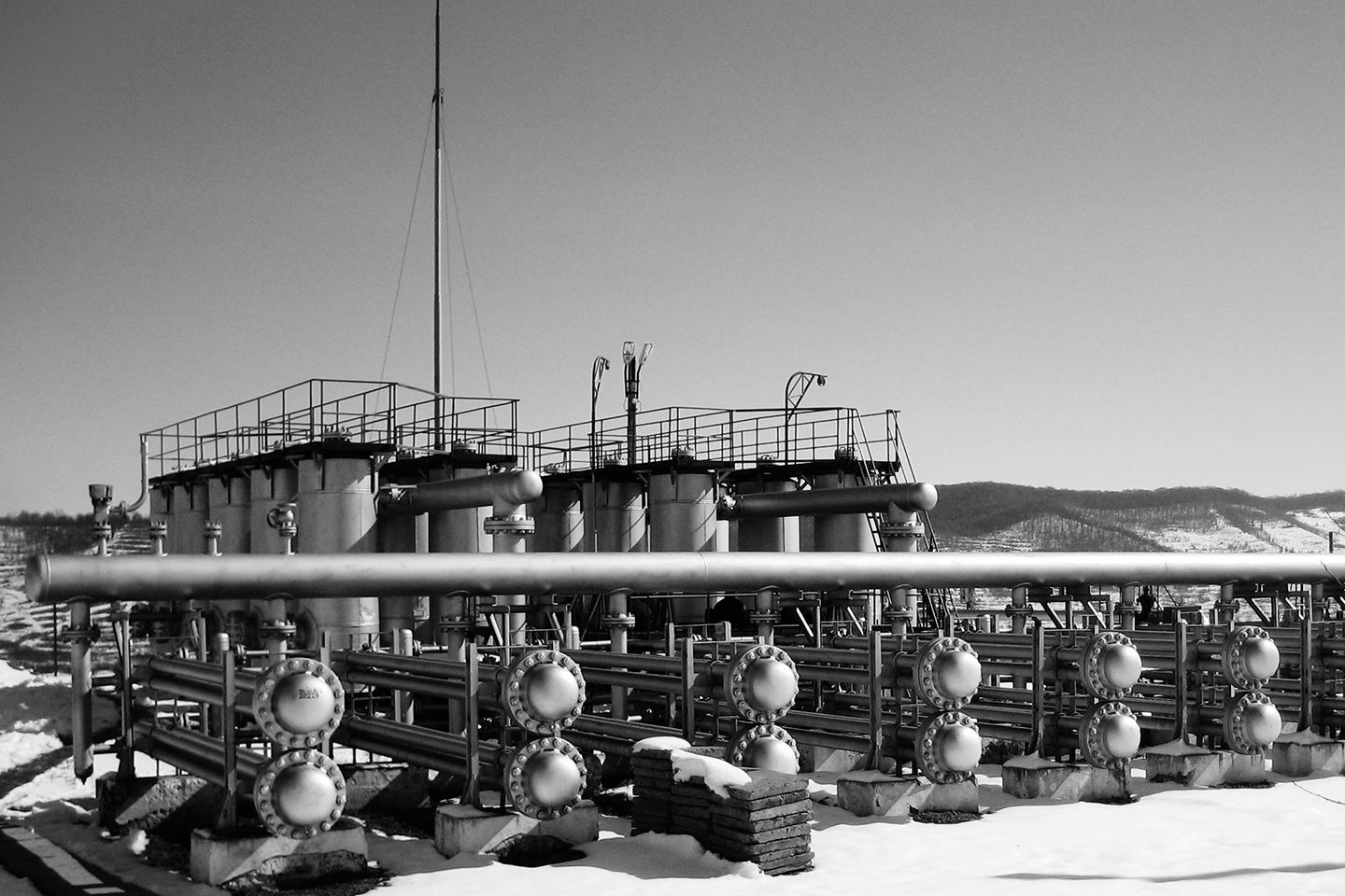 Gas processing equipment
